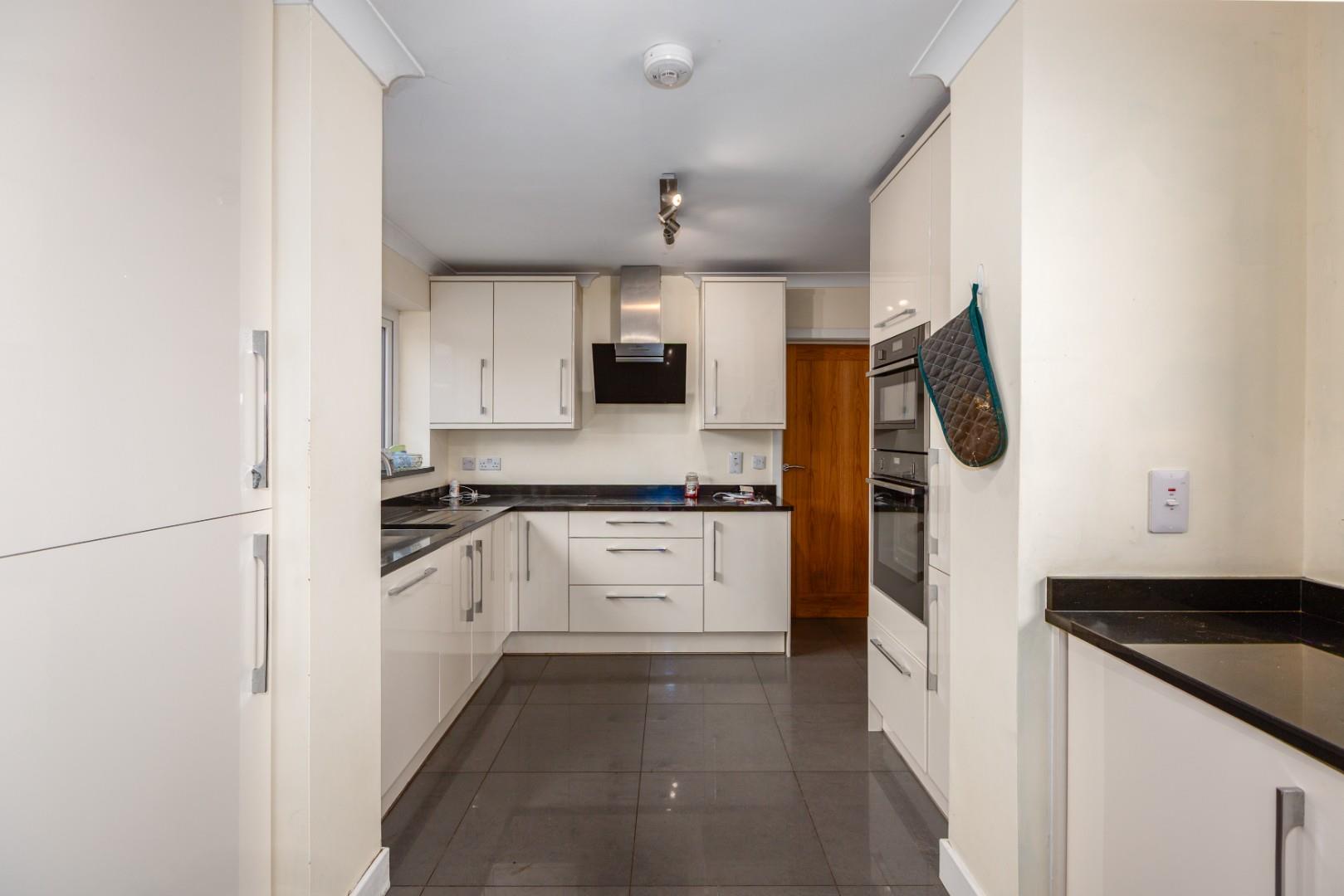 Murton Lane, Newton, Swansea, SA3 4TR